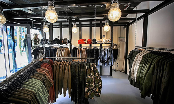 Verkaufsraum der Boutique Satoo Store im Parkhaus Kuckelke